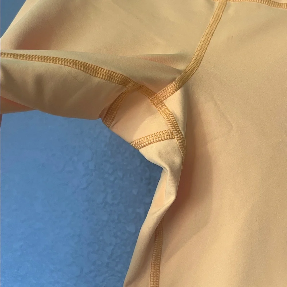 Lululemon Run‎ Inspire Crop II Yellow Mesh Vent Athletic Leggings Size 4